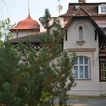 Zámeček Na čeladné 3* Čeladná