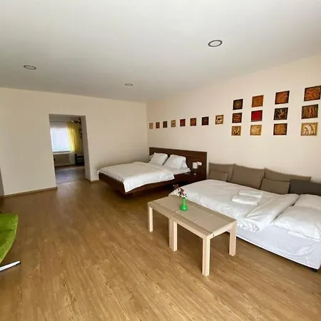 Hotel Zamecek Na Celadne Čeladná